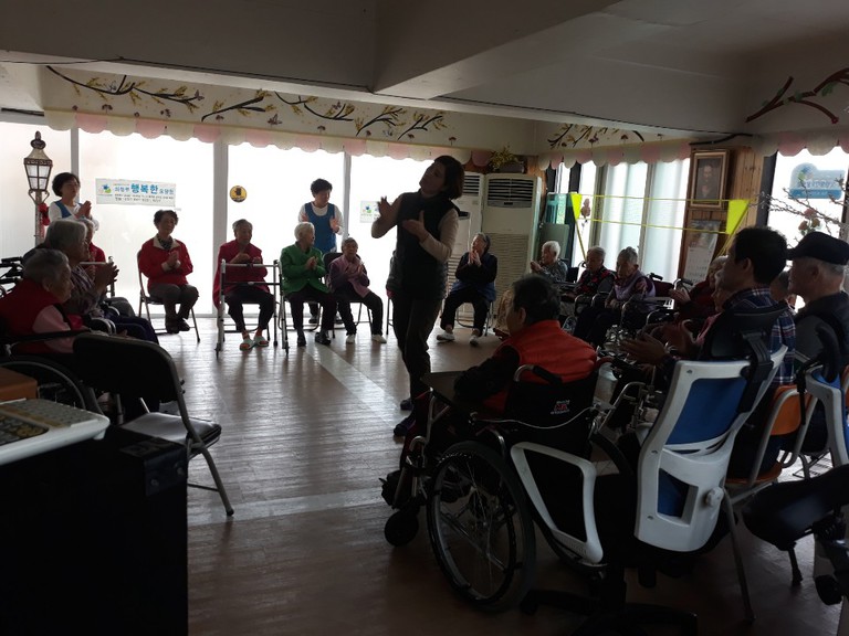 신체활동 (노인체조)